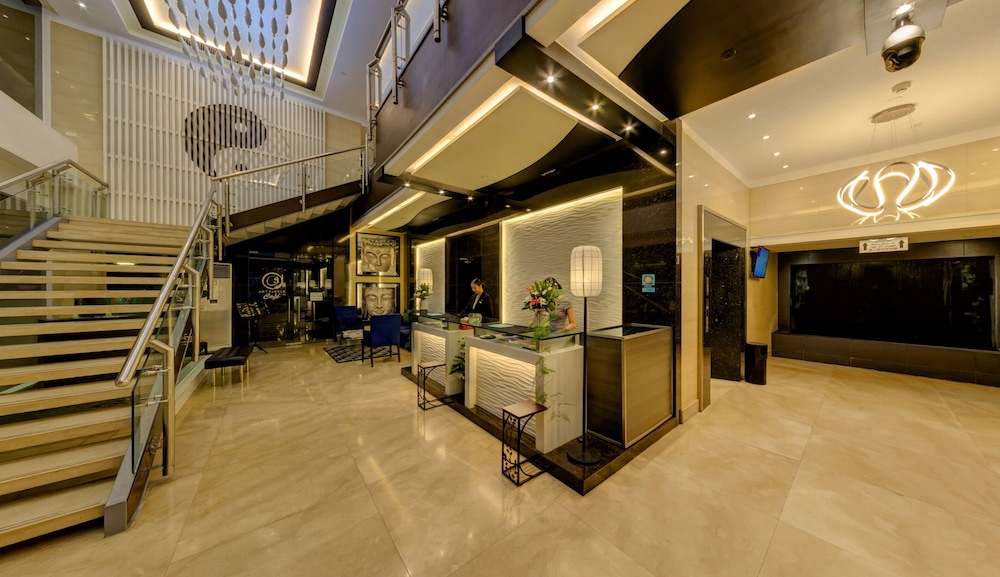Y2 Residence Hotel 6/68