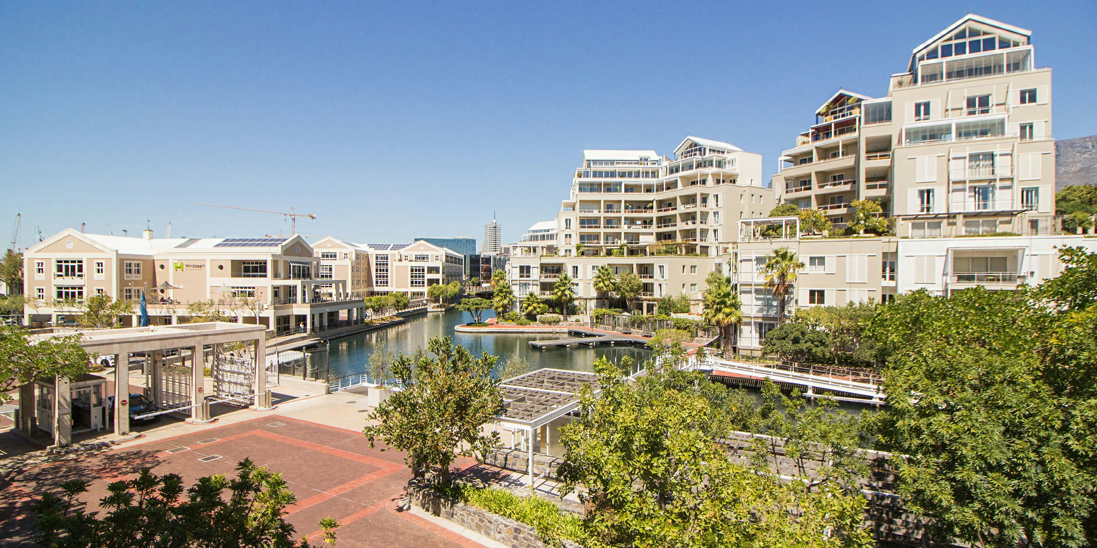 Waterfront Village 52/58