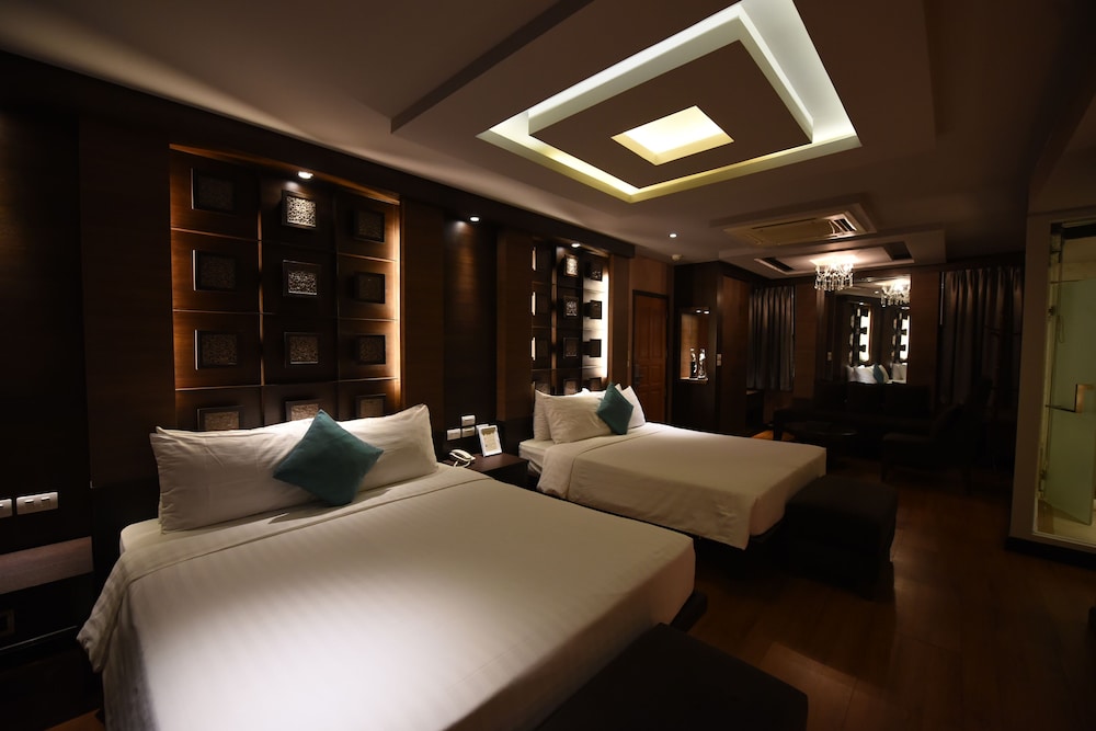 Fresh Inn Hotel 35/64