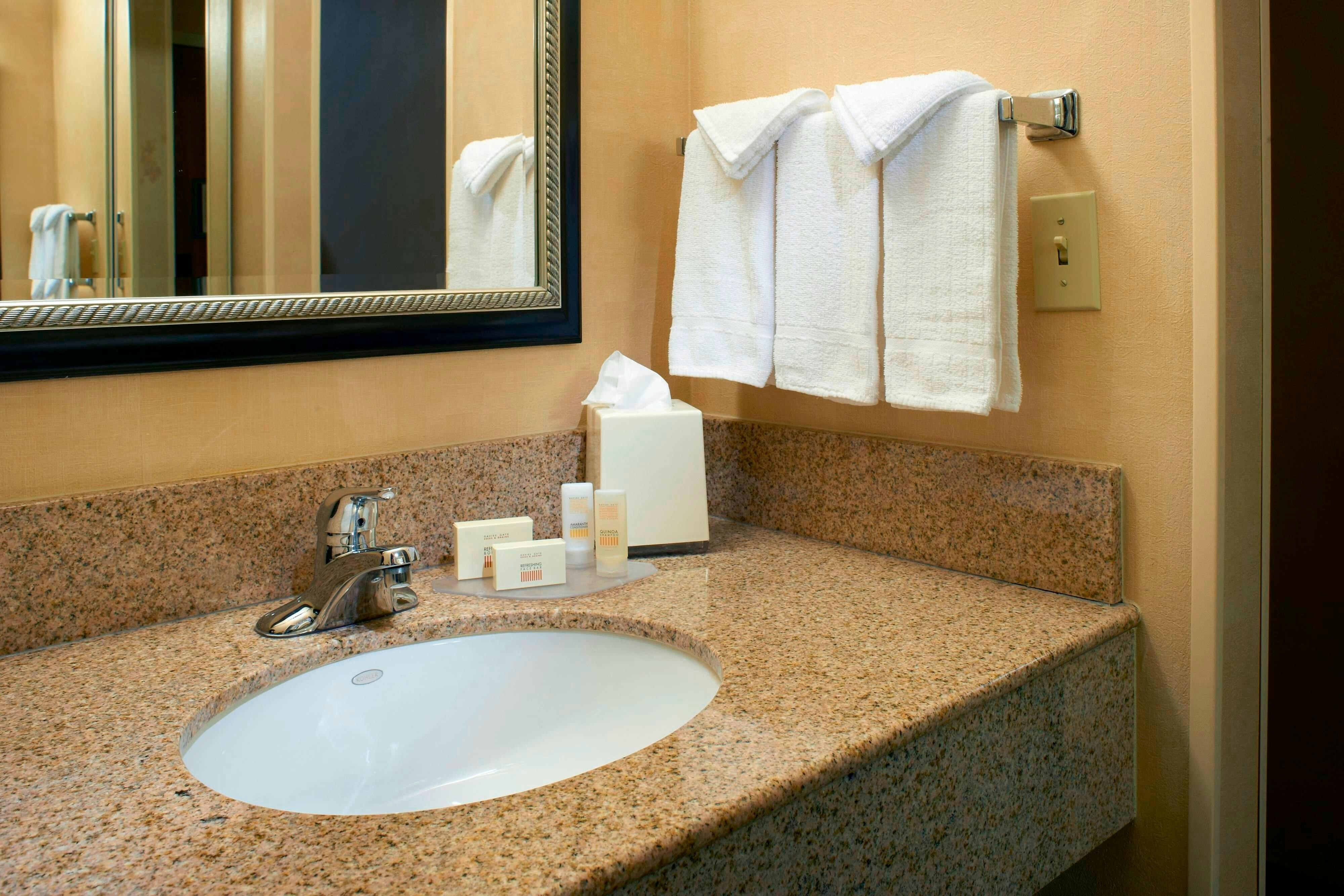 Courtyard Chicago Waukegan/Gurnee 42/42
