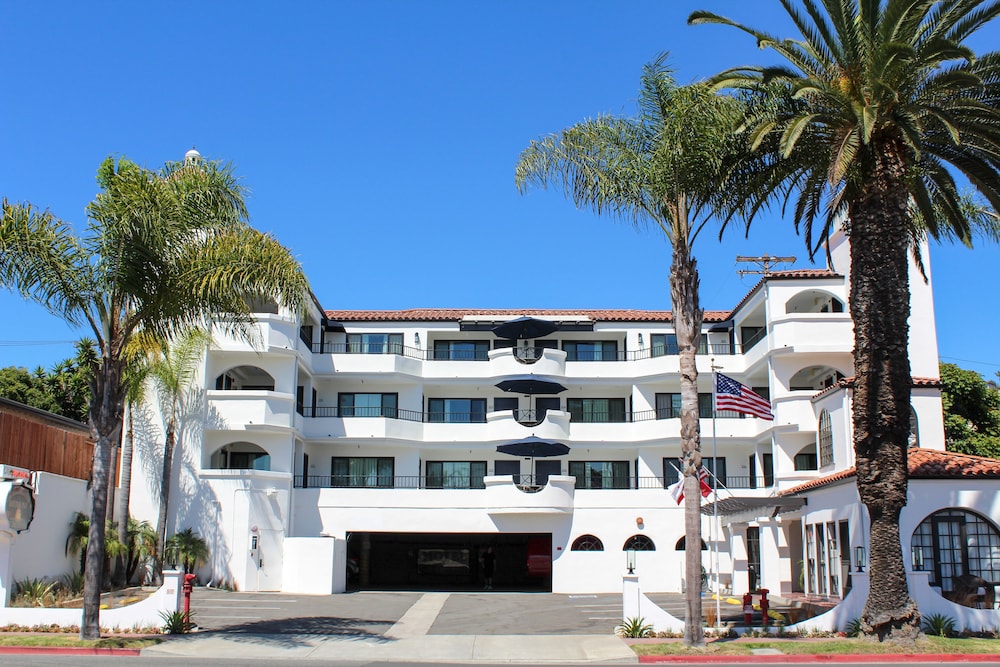 The Surfbreak Hotel 3/63