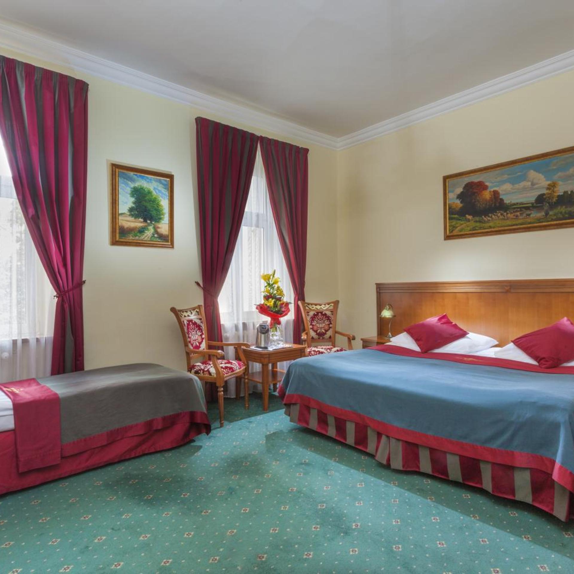 غرفة سوبيريور ثلاثية بسرير فردي، Green Garden Hotel 3/10