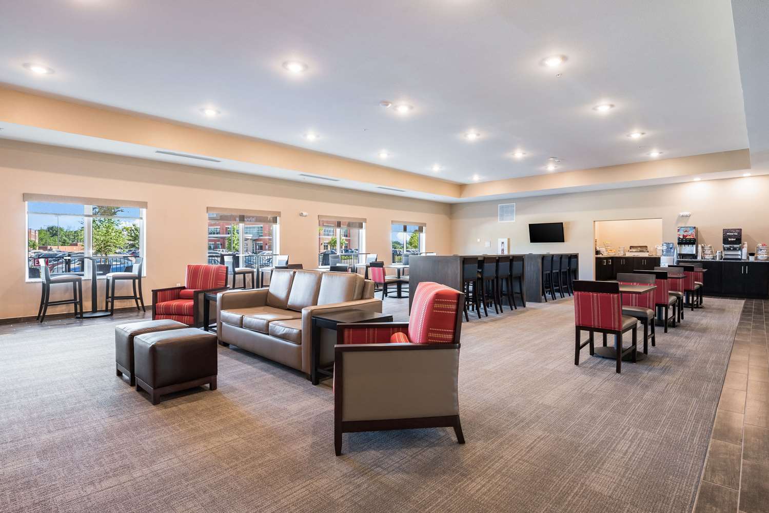 Comfort Suites Marysville Columbus Northwest 15/24