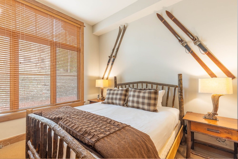 Northstar California Resort 22/90