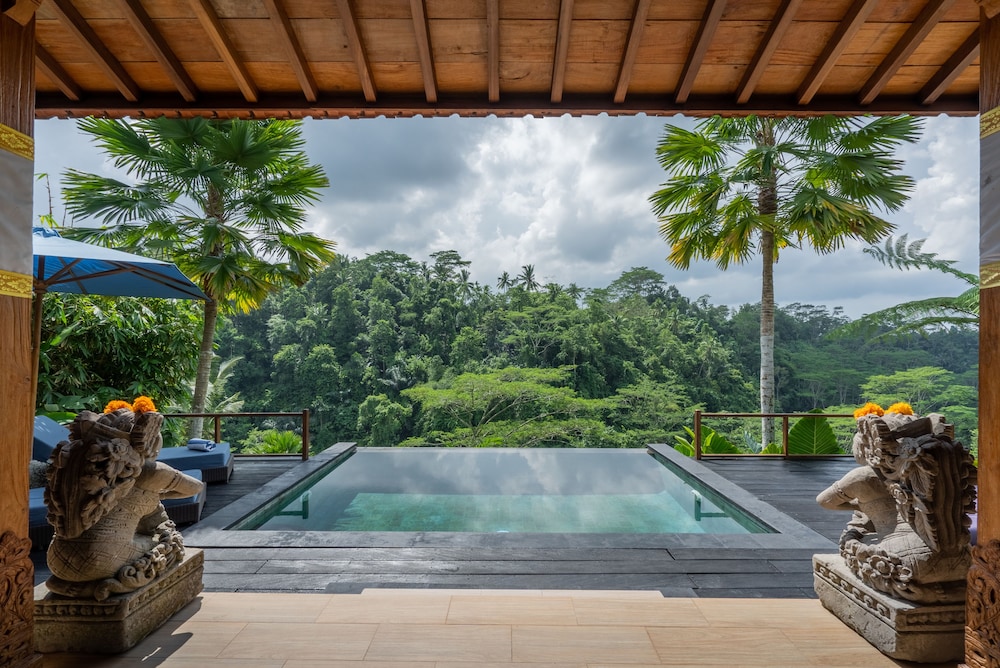 Ubud Valley Boutique Resort photo1