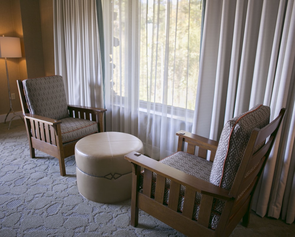 The Omni Grove Park Inn 42/77