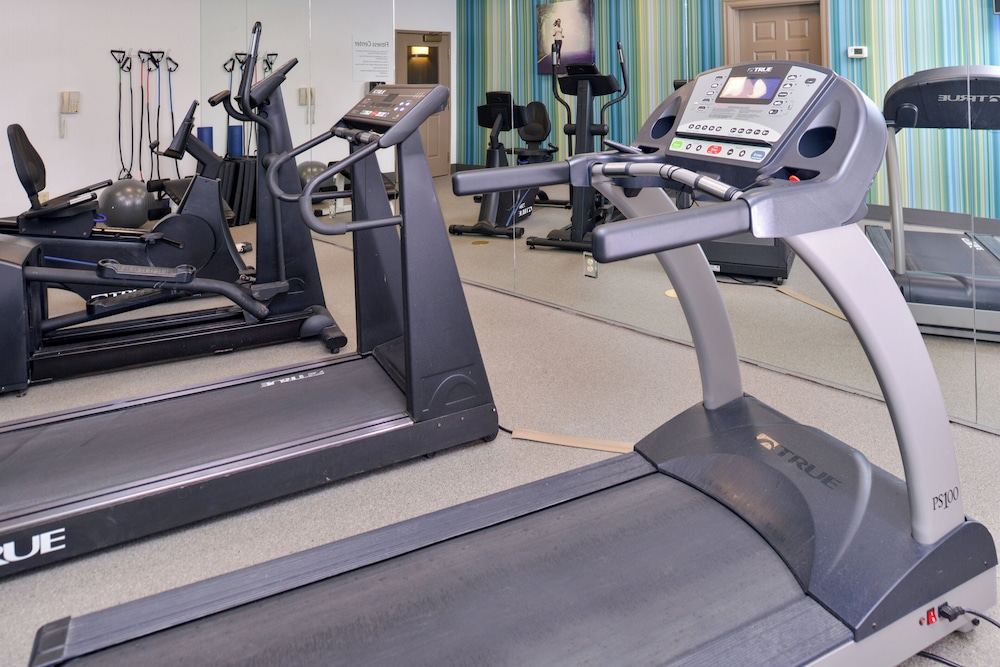 Holiday Inn Express Hotel & Suites St. Louis West-O Fallon 39/71