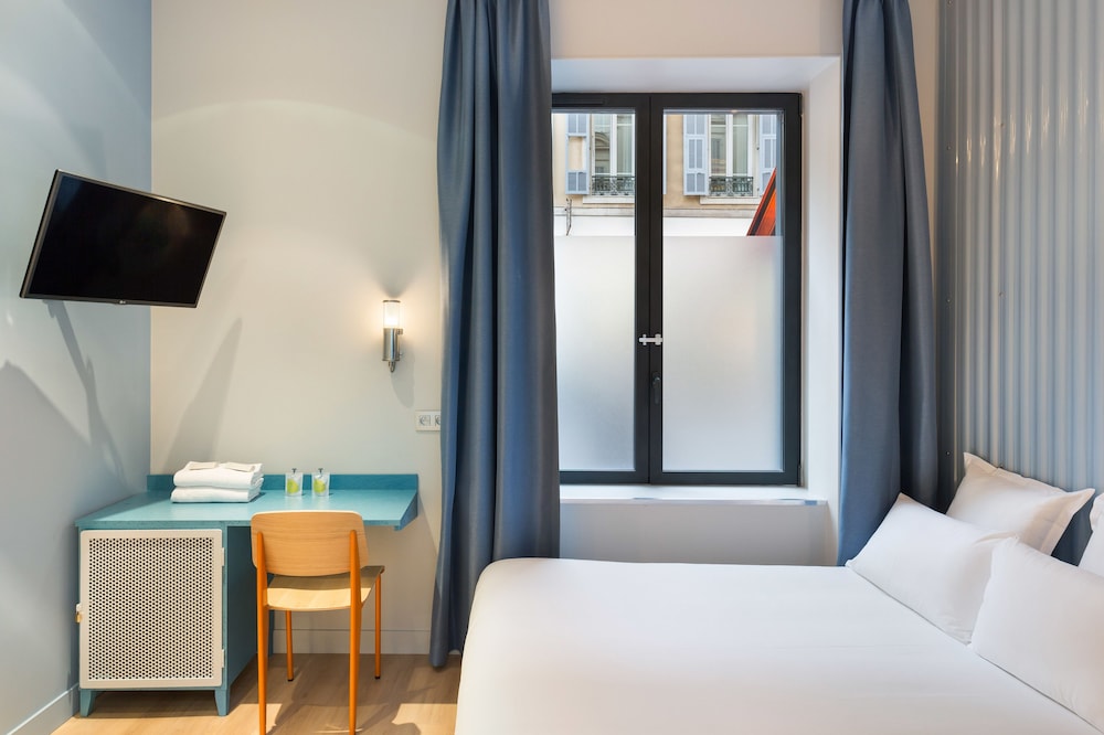 Hotel Normandie 11/50