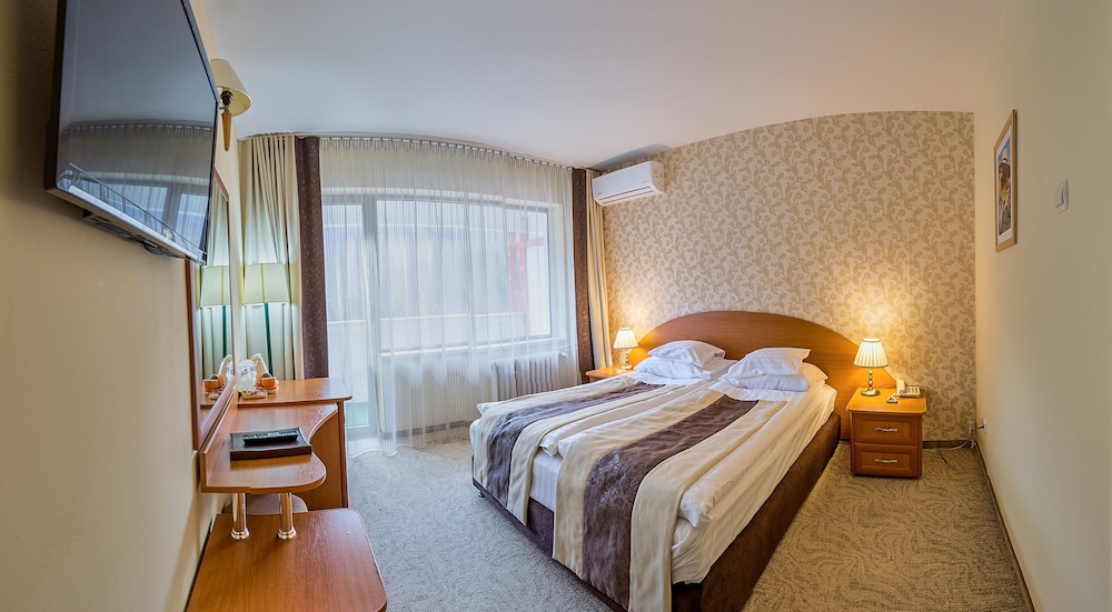 Hotel Rina Sinaia 5/50