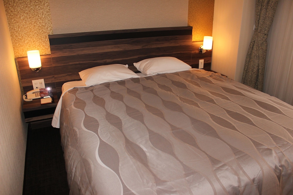 Room, Double Bed