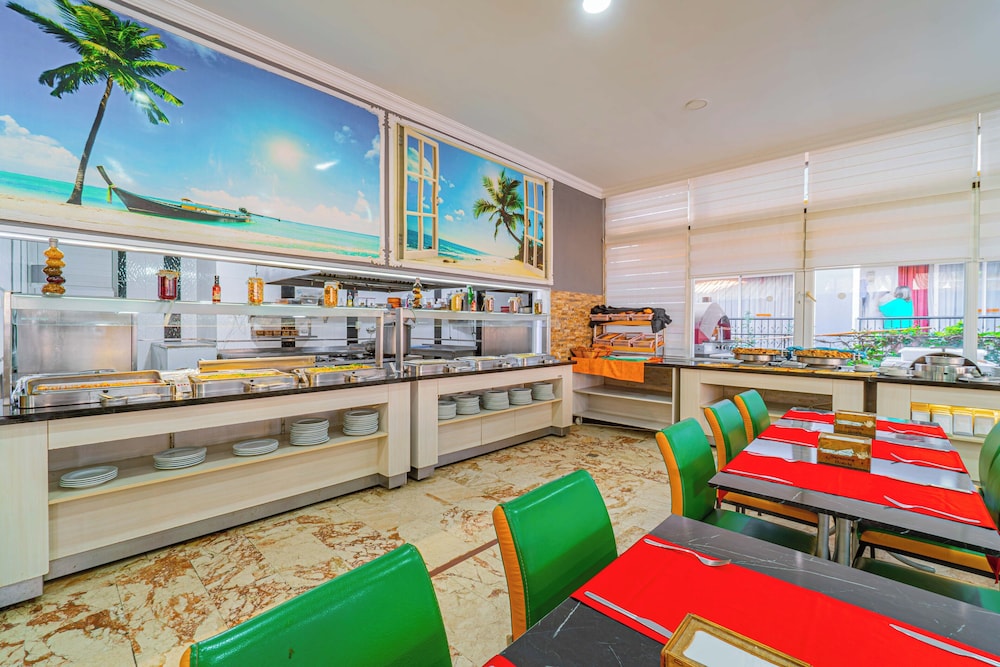Sayanora Hotel & Park 33/50