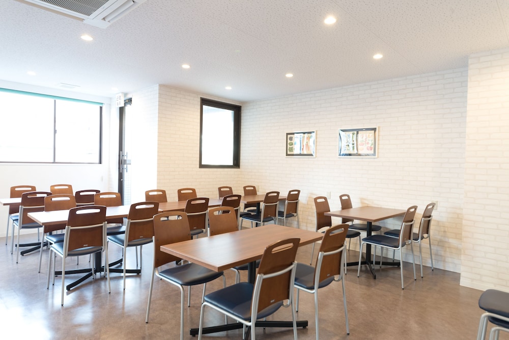 Hotel Precia Naha Tsujimachi 62/72