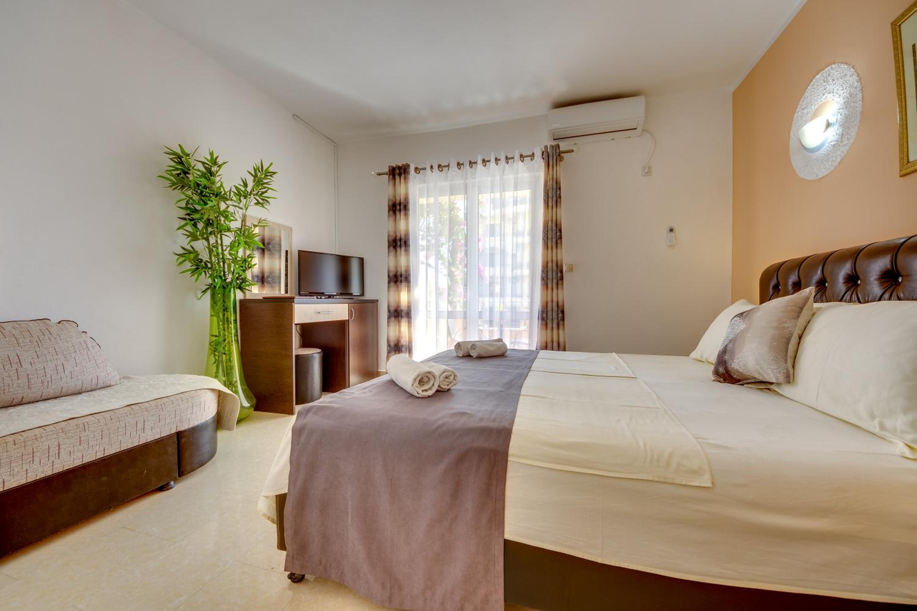 Aparthotel Villa Primafila 17/75