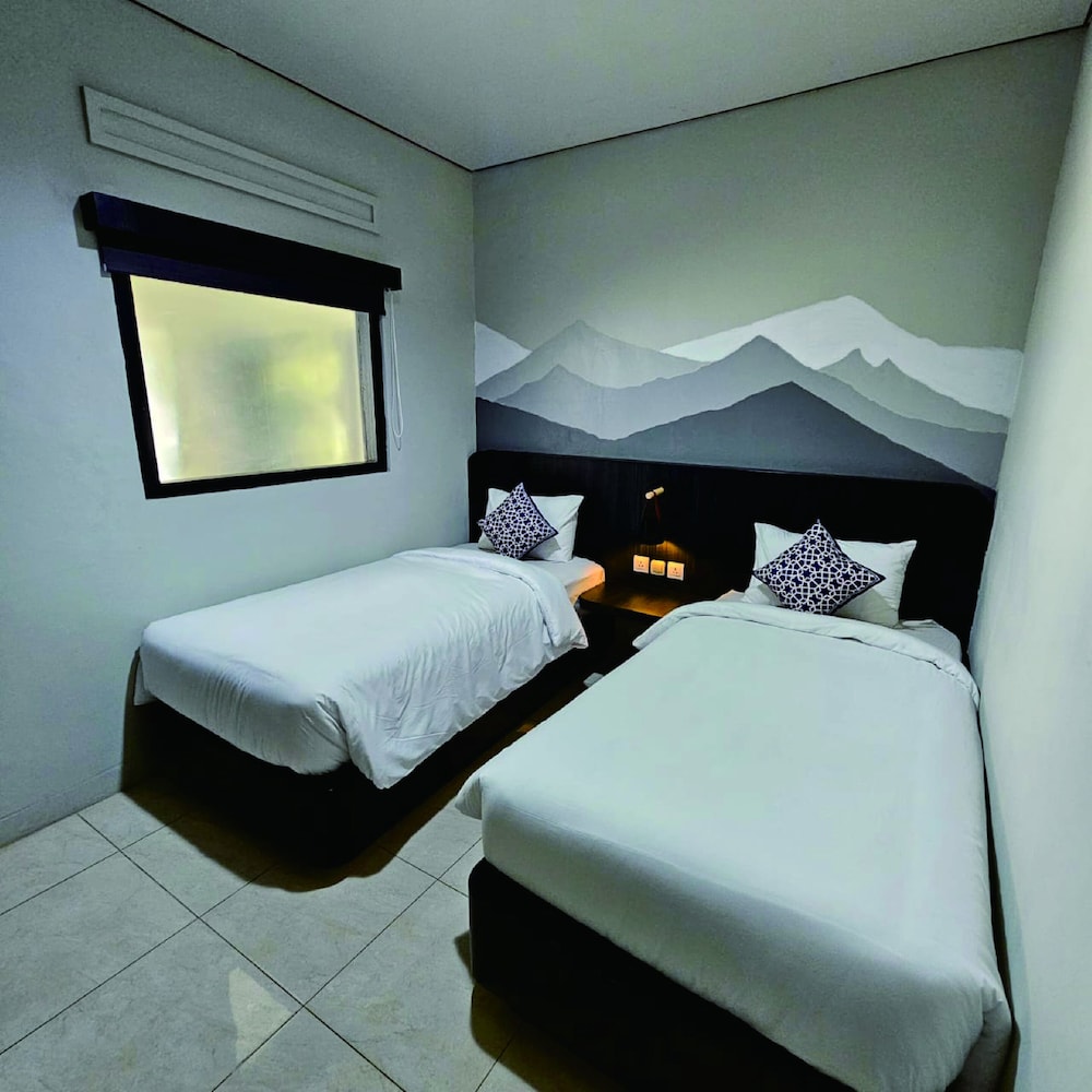 Airlangga Hotel 38/62