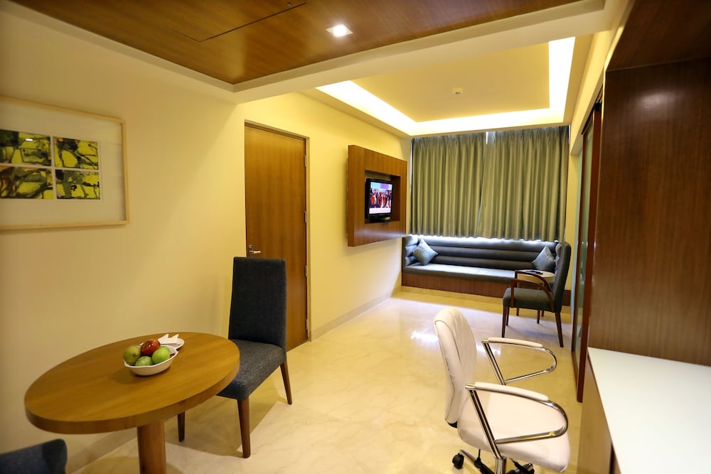 Regenta Orko S Kolkata 20/34