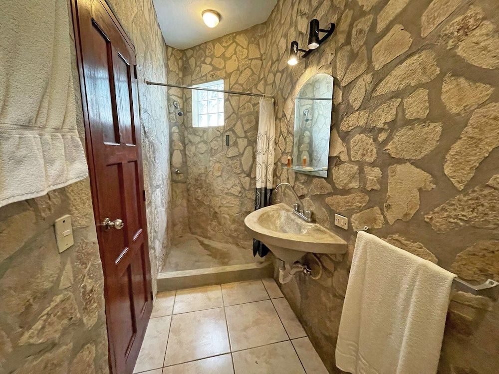 Surf Ranch Hotel & Resort 34/68