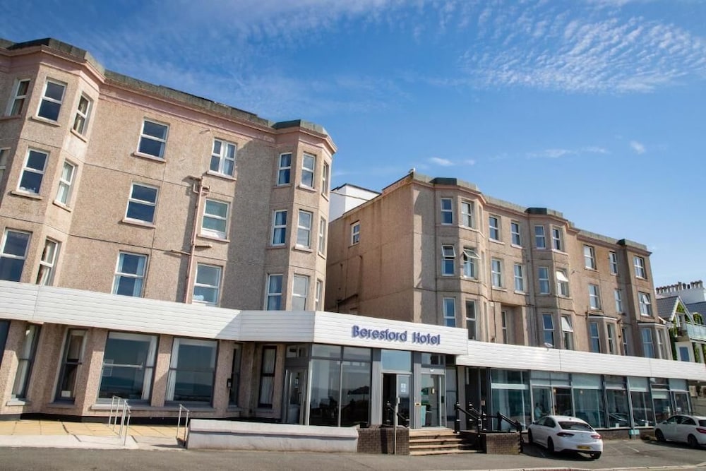 Beresford Hotel 3/57