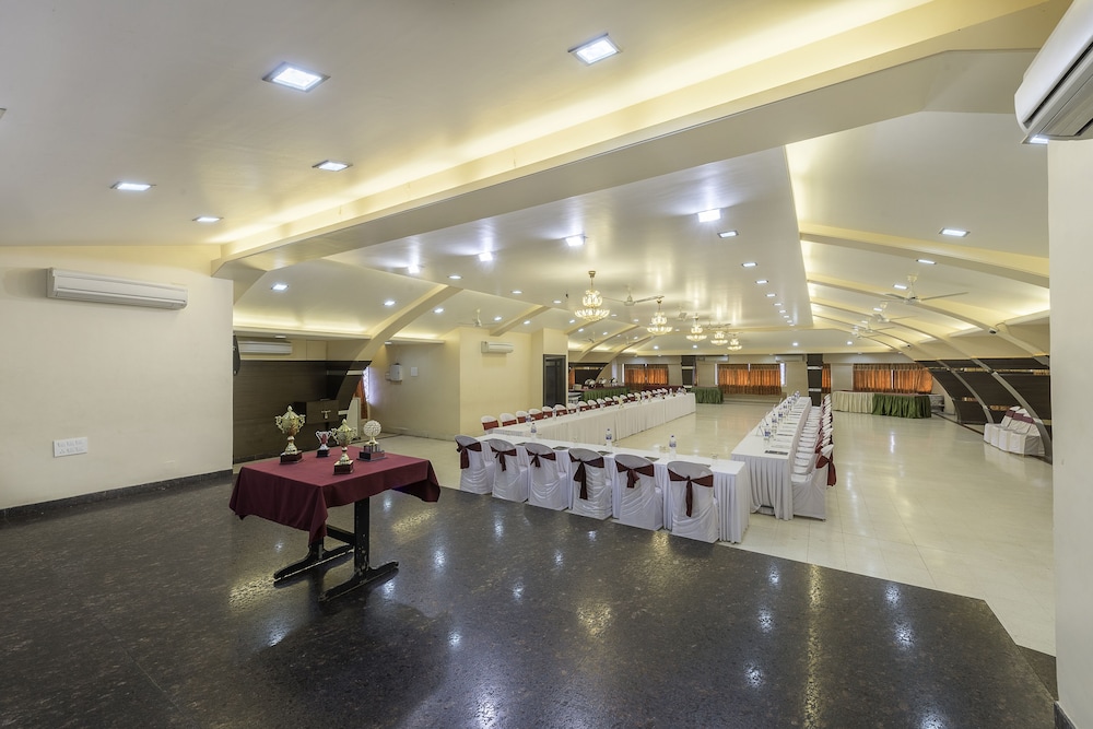 Treebo Trend Green Park Mapusa 33/54