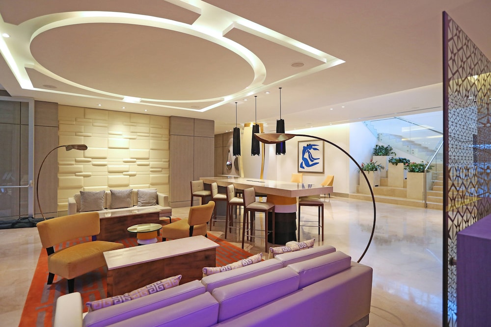 Cali Marriott Hotel 49/55