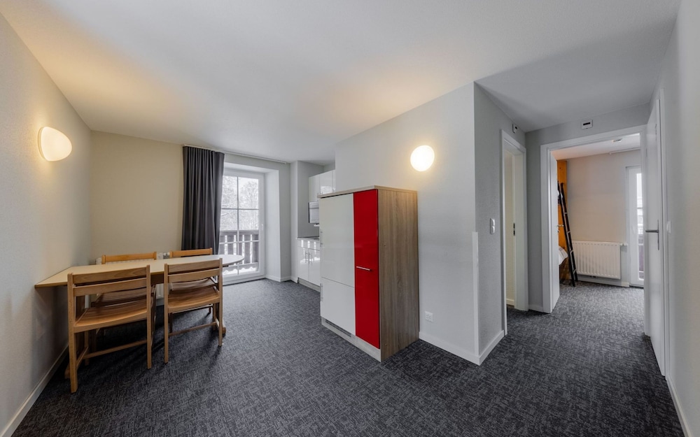 Villars Lodge 24/50