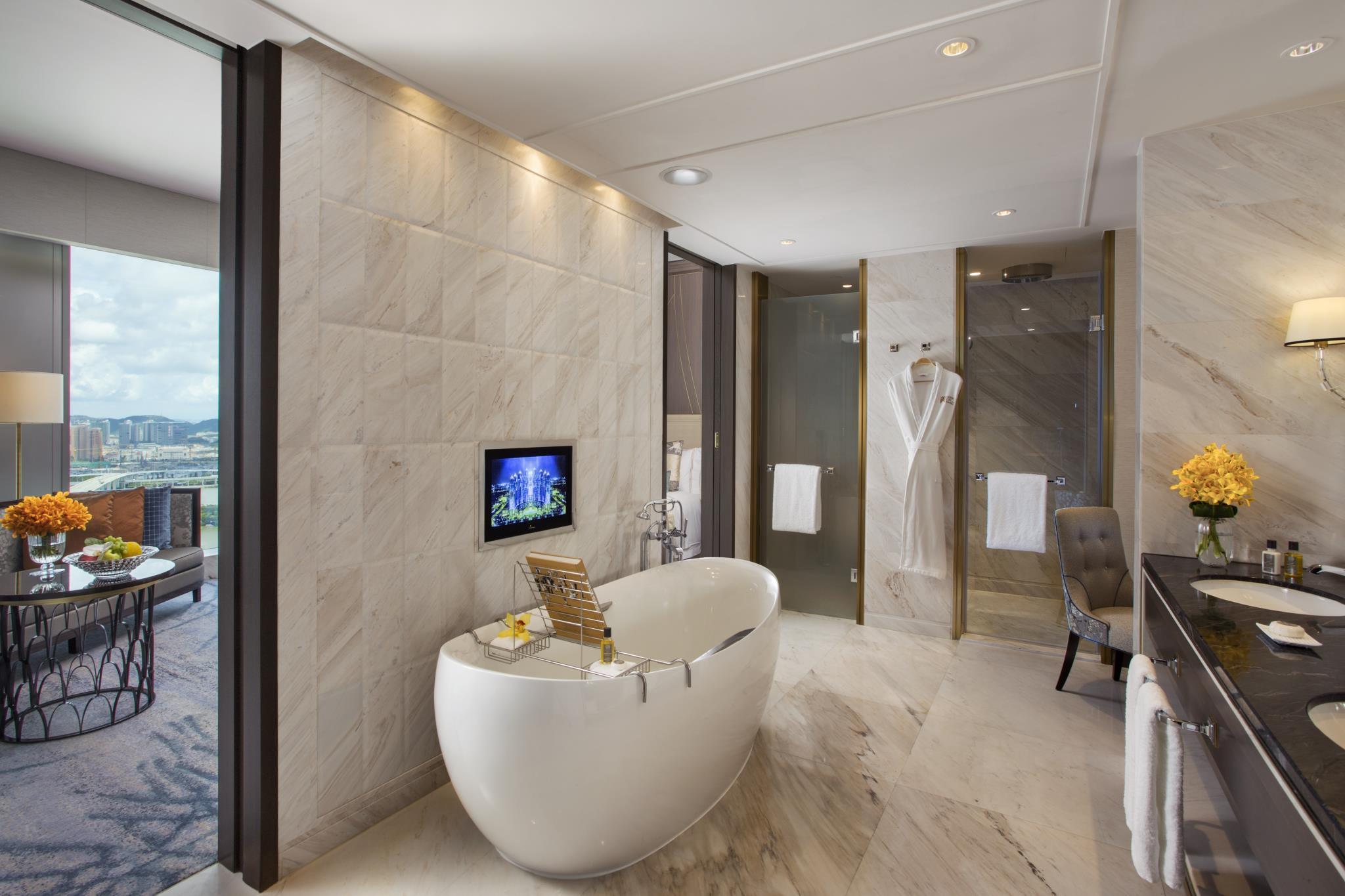 City, Star, Executive, Studio, Suite, King Bed