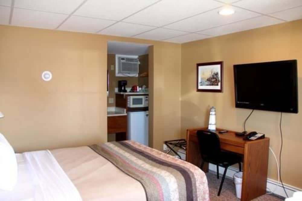 Lakeshor Motor Inn 13/42