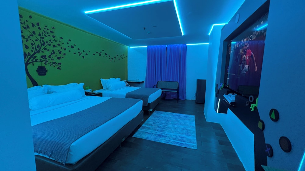 Game, Family, 2 Double Beds