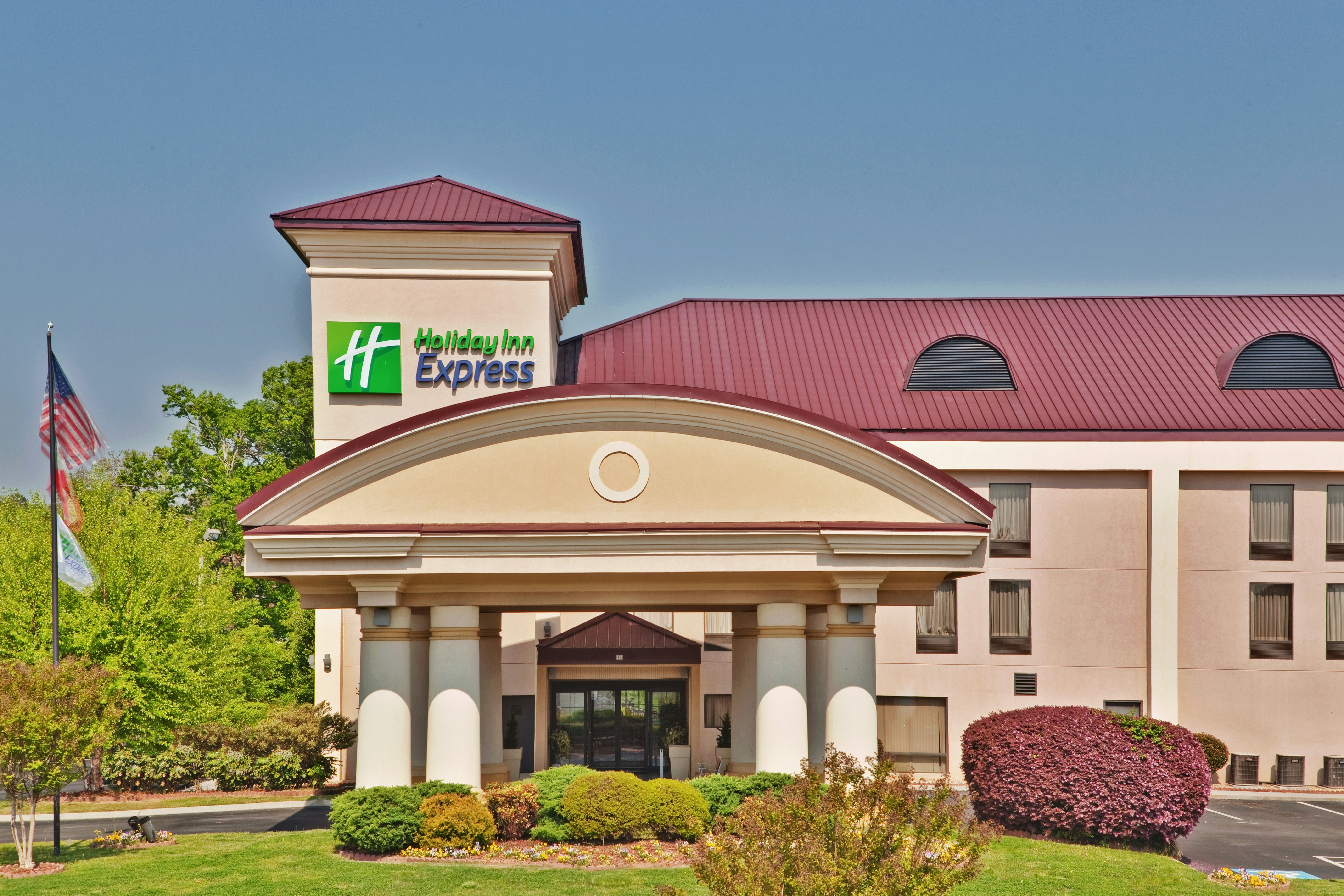 Holiday Inn Express Ringgold 3/44