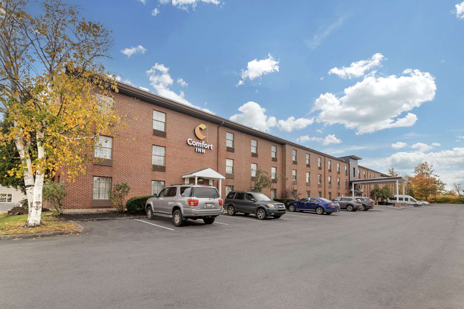 Comfort Inn South Portland Airport 25/26
