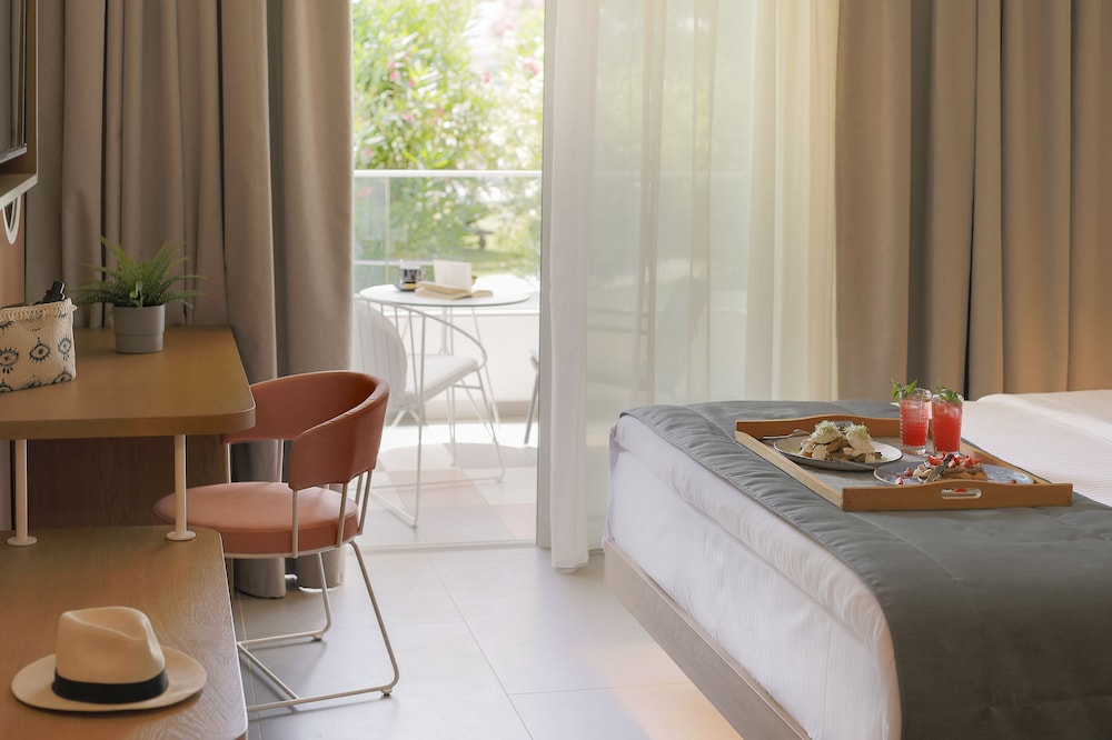 Mandraki Village Boutique Hotel 10/50