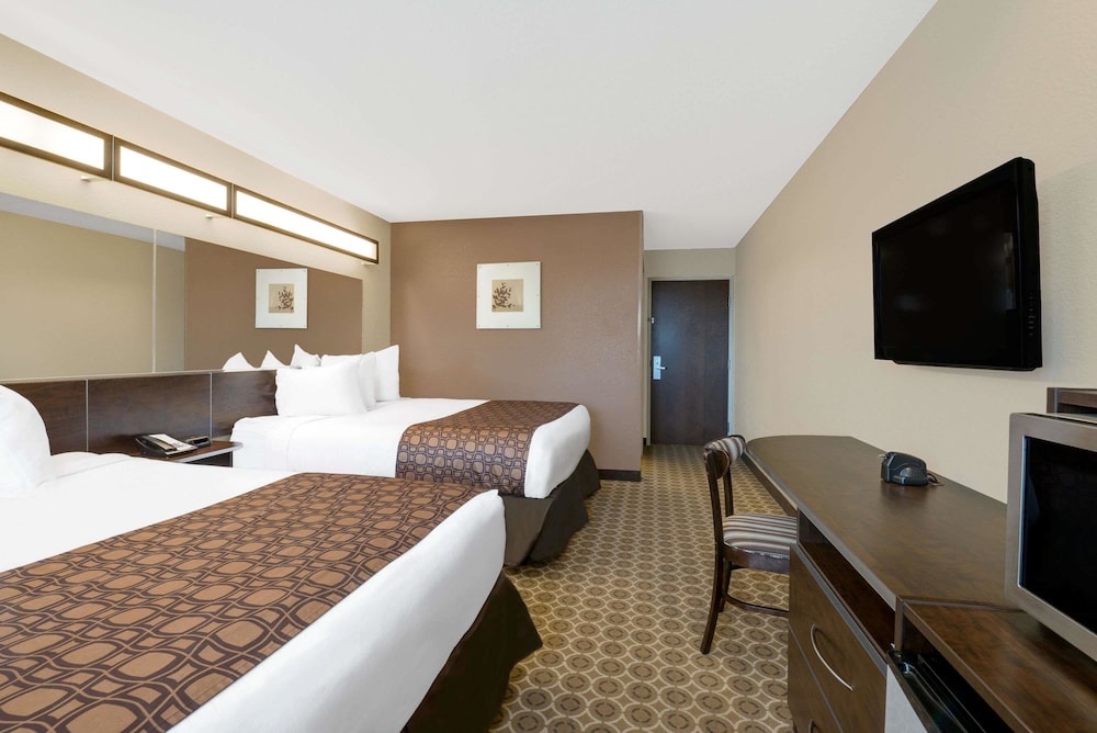 Microtel Inn & Suites By Wyndham Williston 16/36