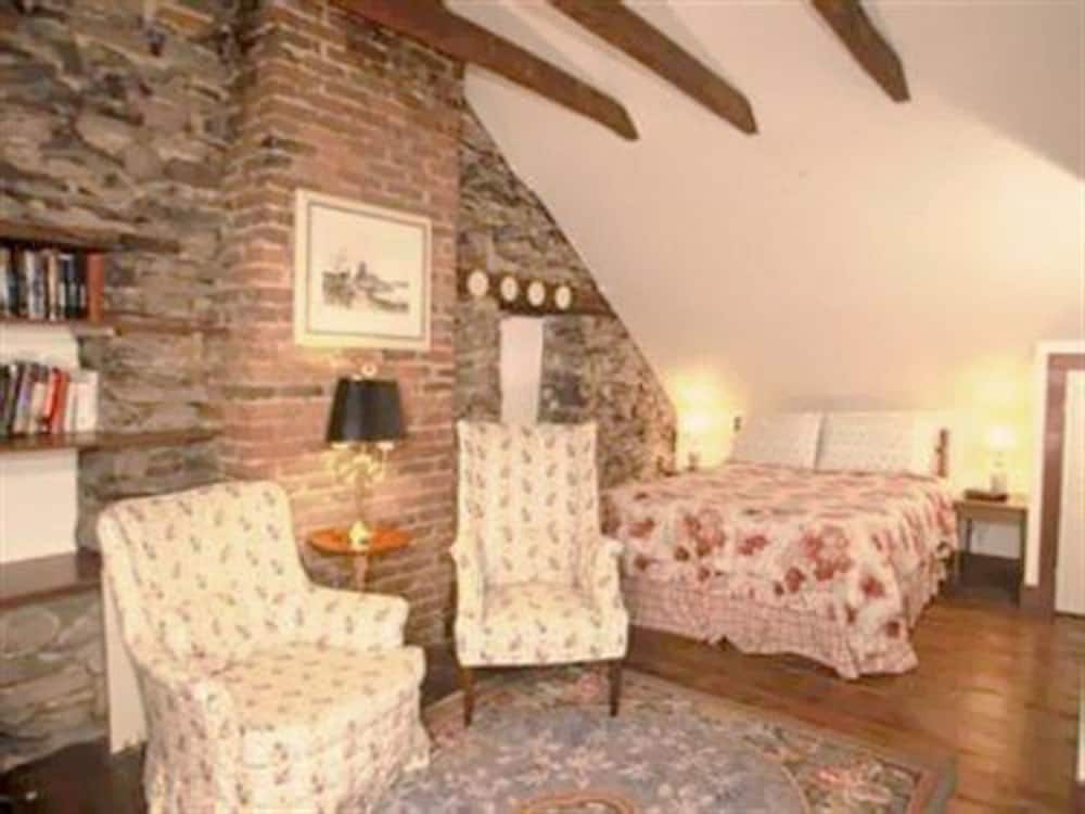 The Brafferton Inn 9/66