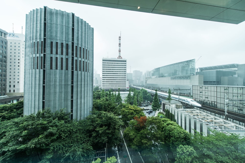 Four Seasons Hotel Tokyo At Marunouchi photo1