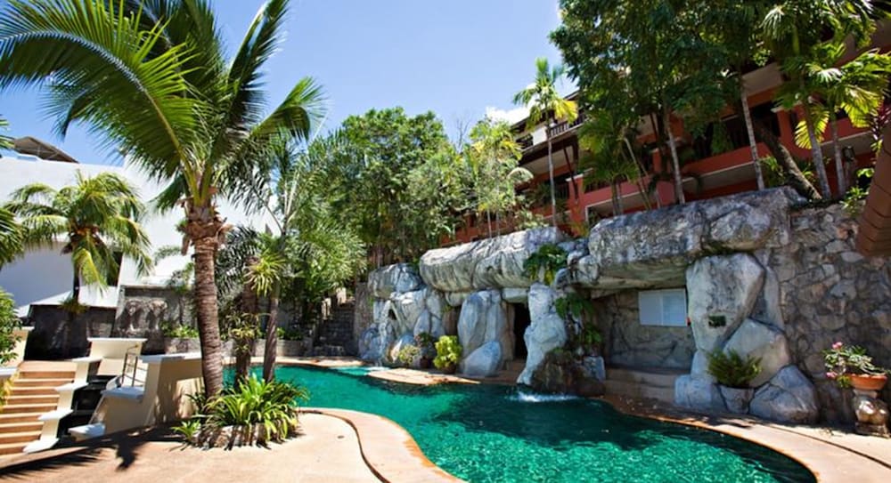 C N Resort And Spa 35/44
