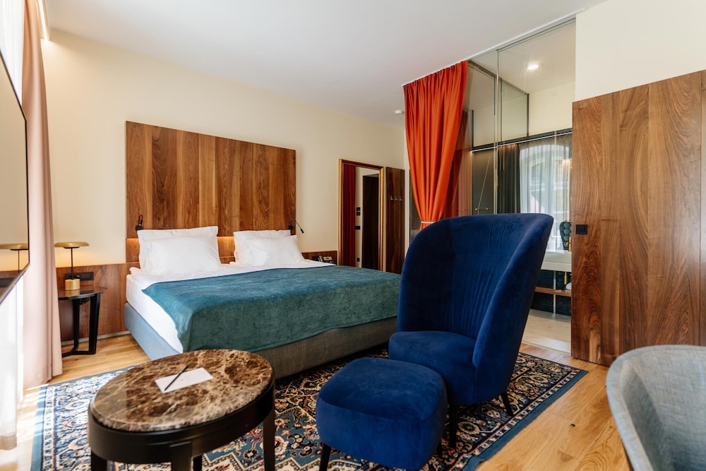 Boutique Hotel Dobrna 16/55