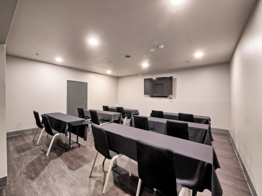 Candlewood Suites Tacoma Mall by IHG 47/57