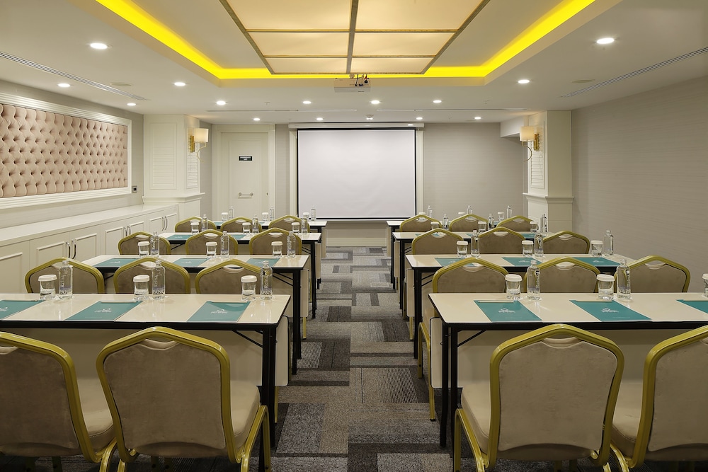Mia Berre Hotels Istanbul 43/50