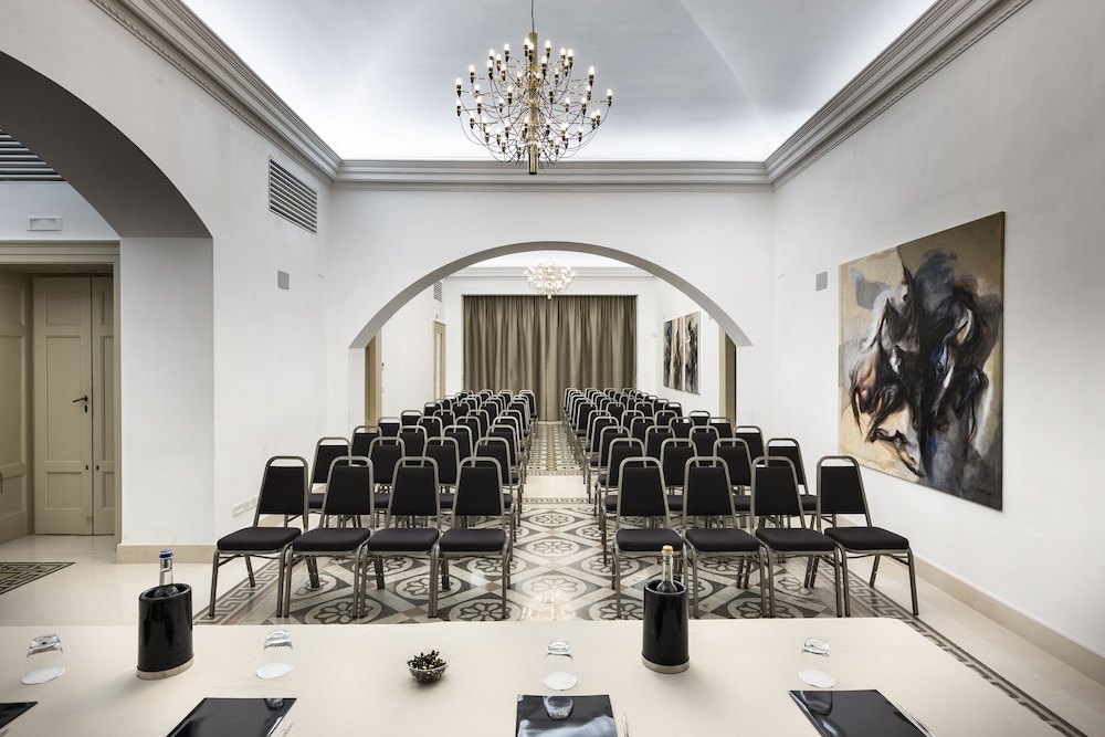 Mercure Villa Romanazzi Carducci 68/76