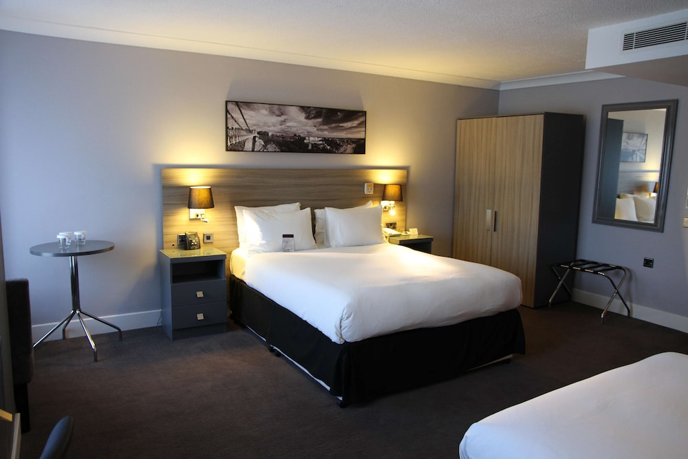 Doubletree By Hilton Hotel Bristol City Centre Ex Ramada Bristol City 20/82