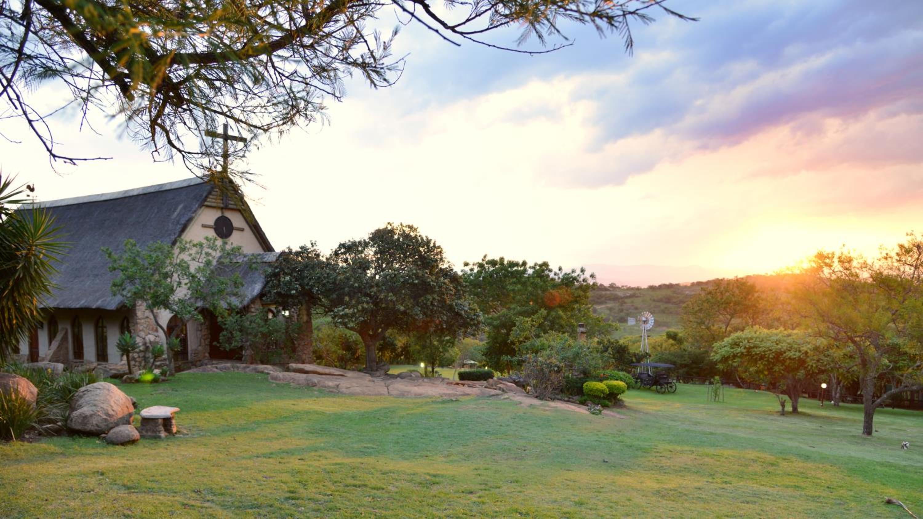 Ebundu Lodge 71/79