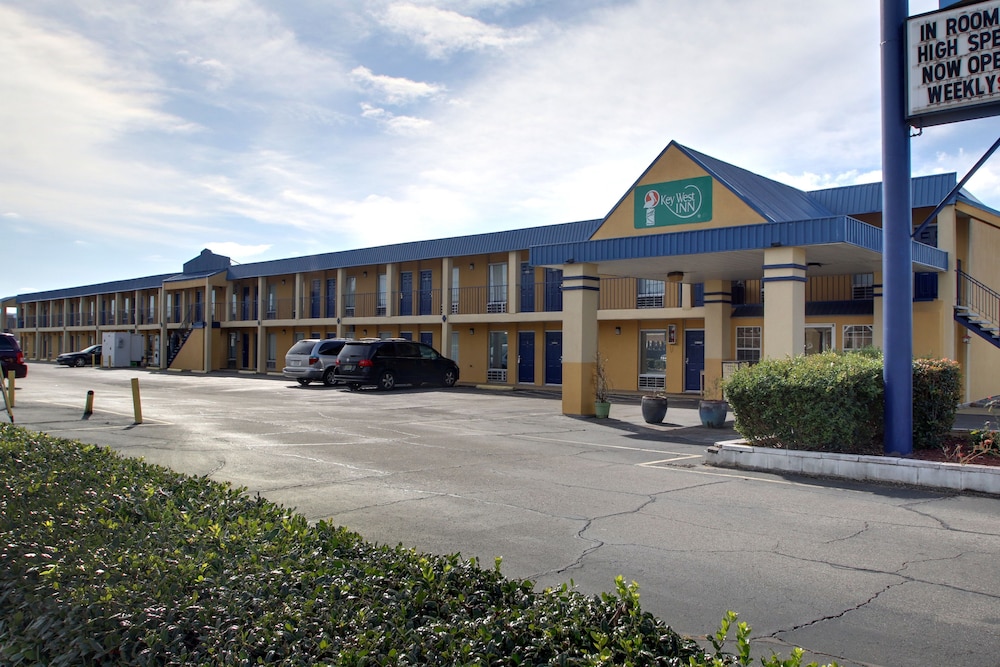 Rodeway Inn Oxford, AL 4/36