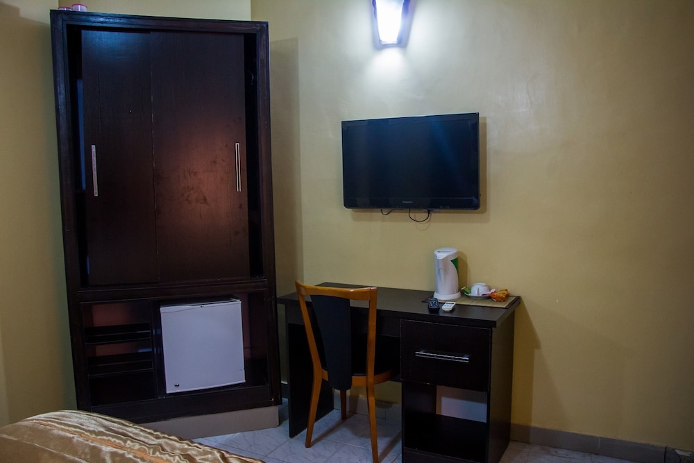 Sylva Link Suites 21/27