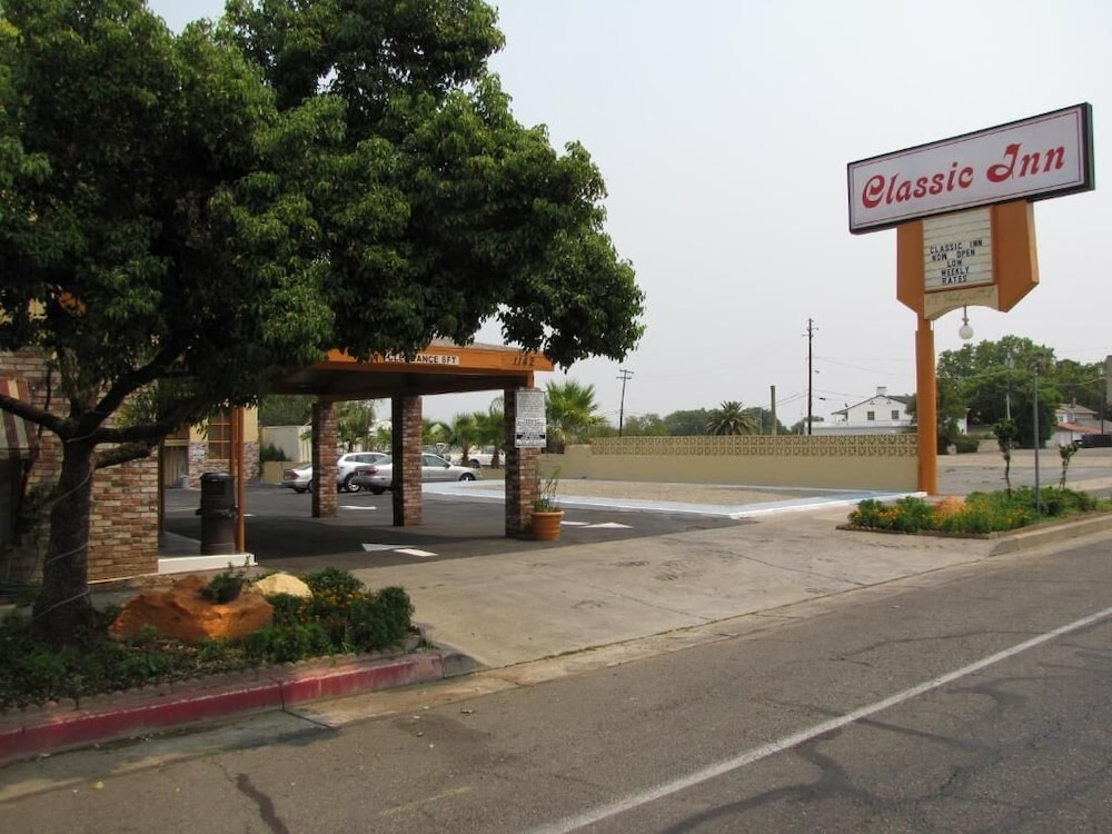 Classic Inn Red Bluff 22/24