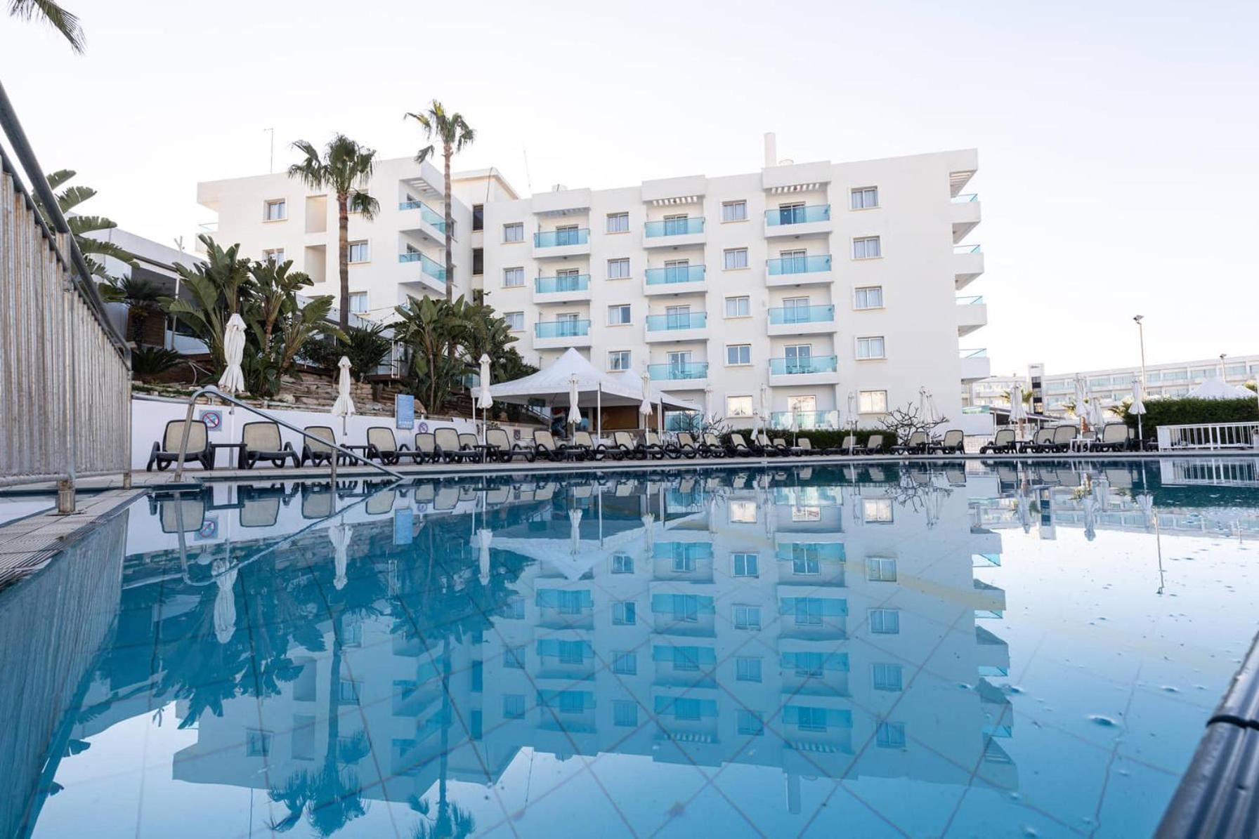 Vrissaki Hotel Apartments 2/21