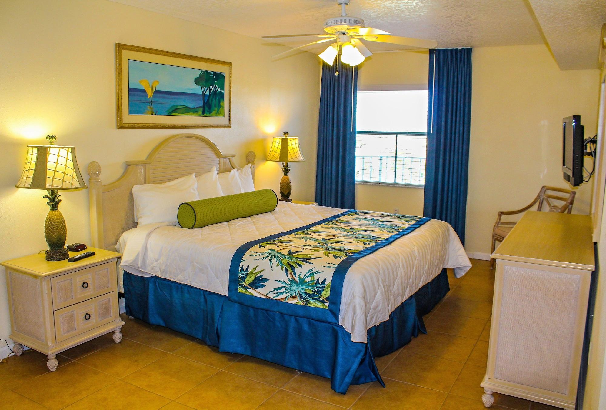 2 Bedrooms, Condo