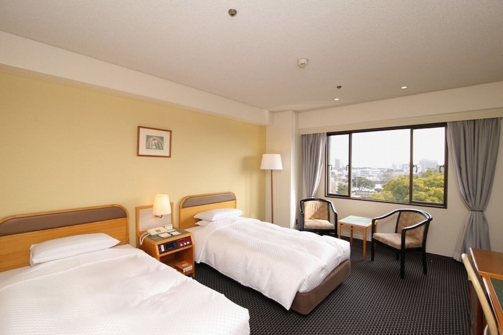 Hotel New Otani Saga 12/50