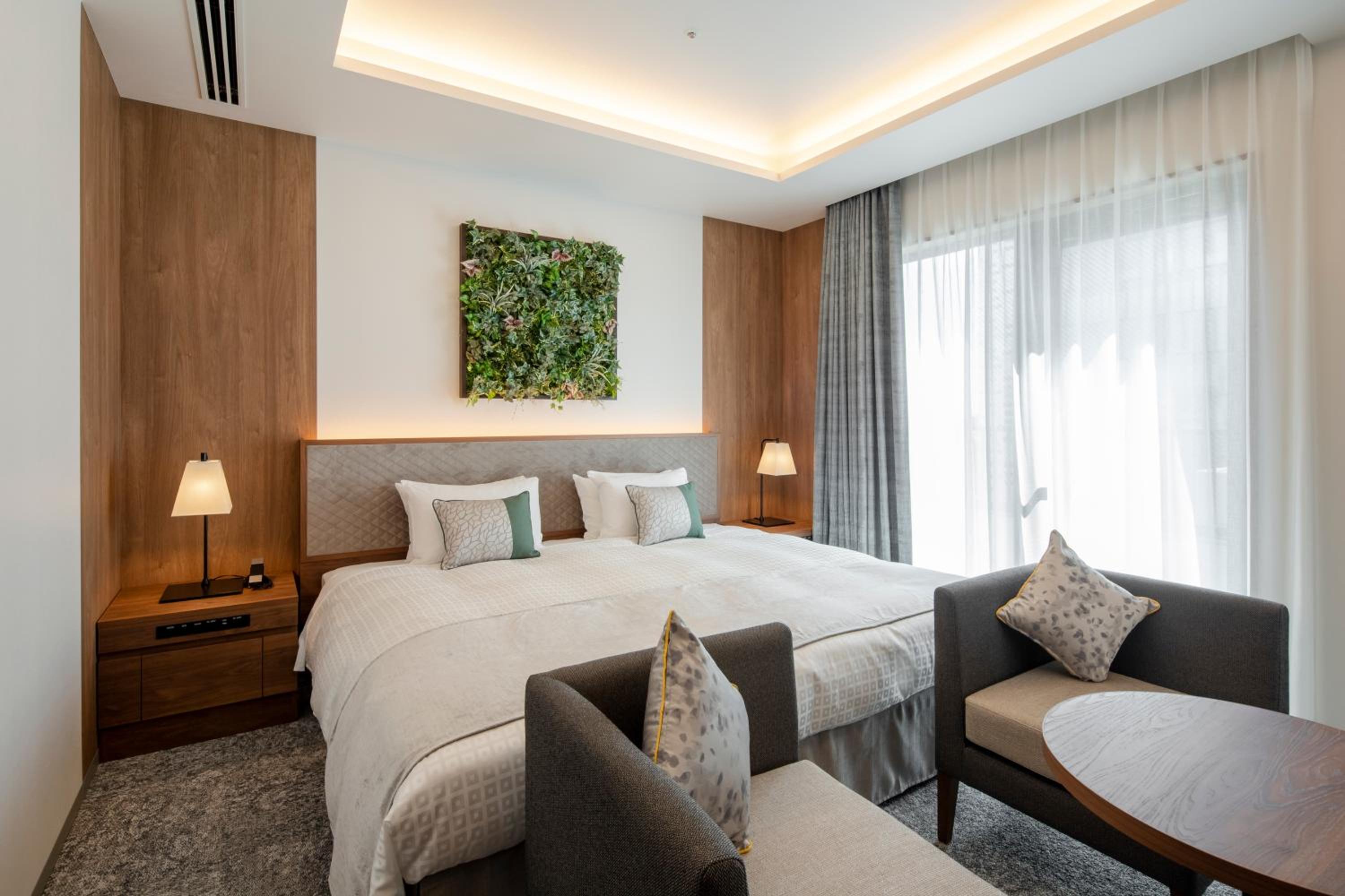 جناح بإطلالة على الحديقة