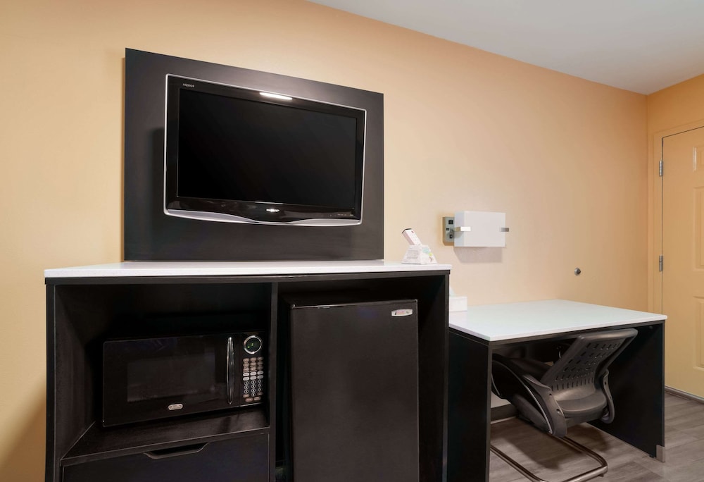 Econo Lodge Ripley 21/30