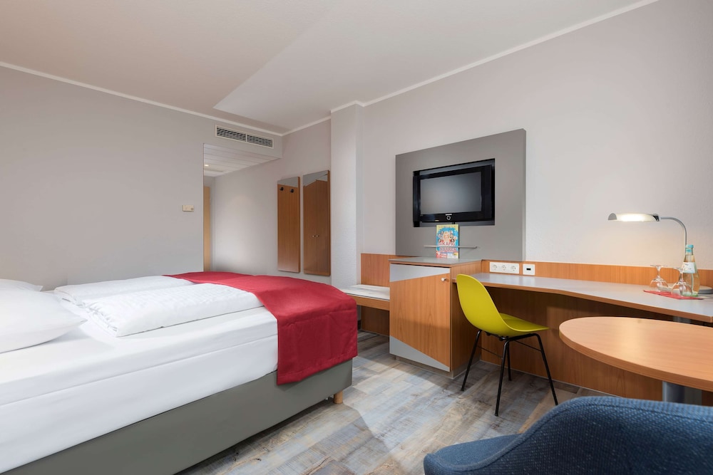 Ramada by Wyndham Hannover 7/43