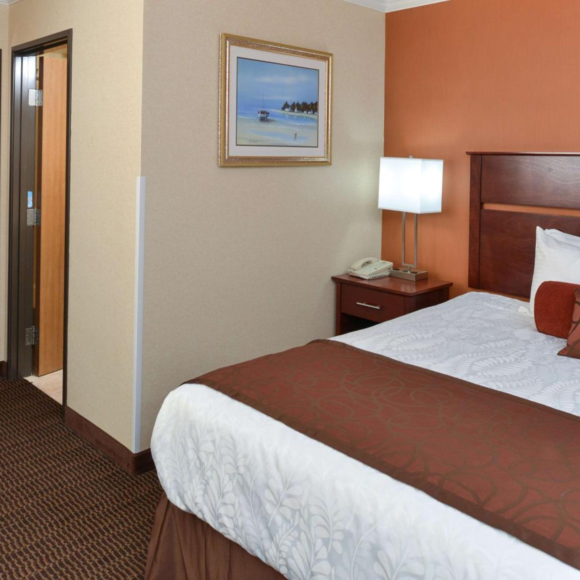 جناح بسرير كينج، Best Western Plus Landmark Inn 2/4